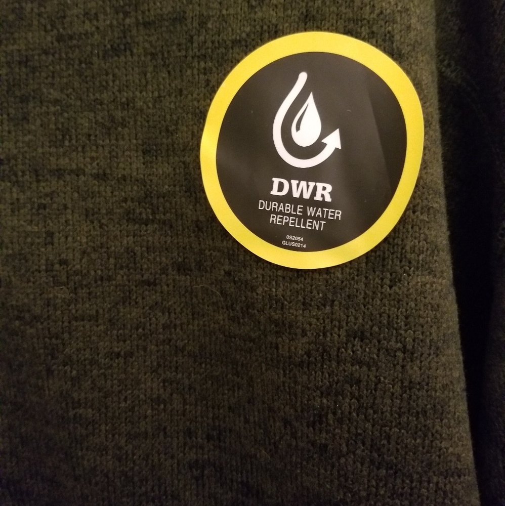 NWOT Men's Dickie's zippered pullover. - Picture 3 of 7